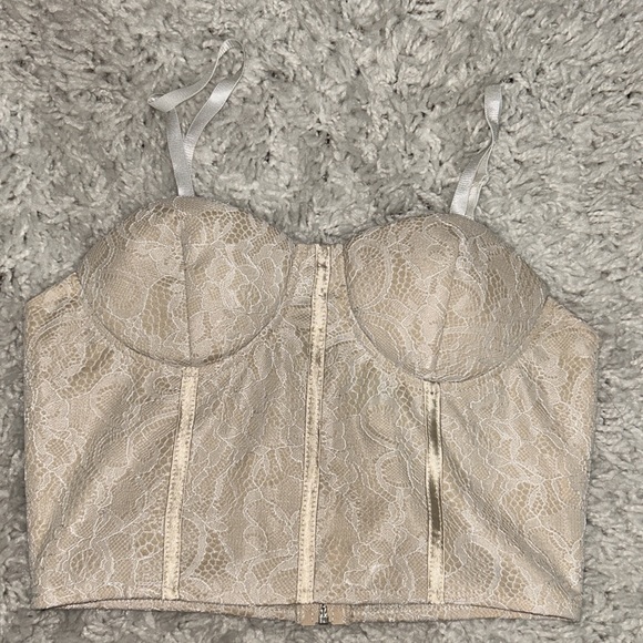 Tank Top Lot! - Picture 8 of 8